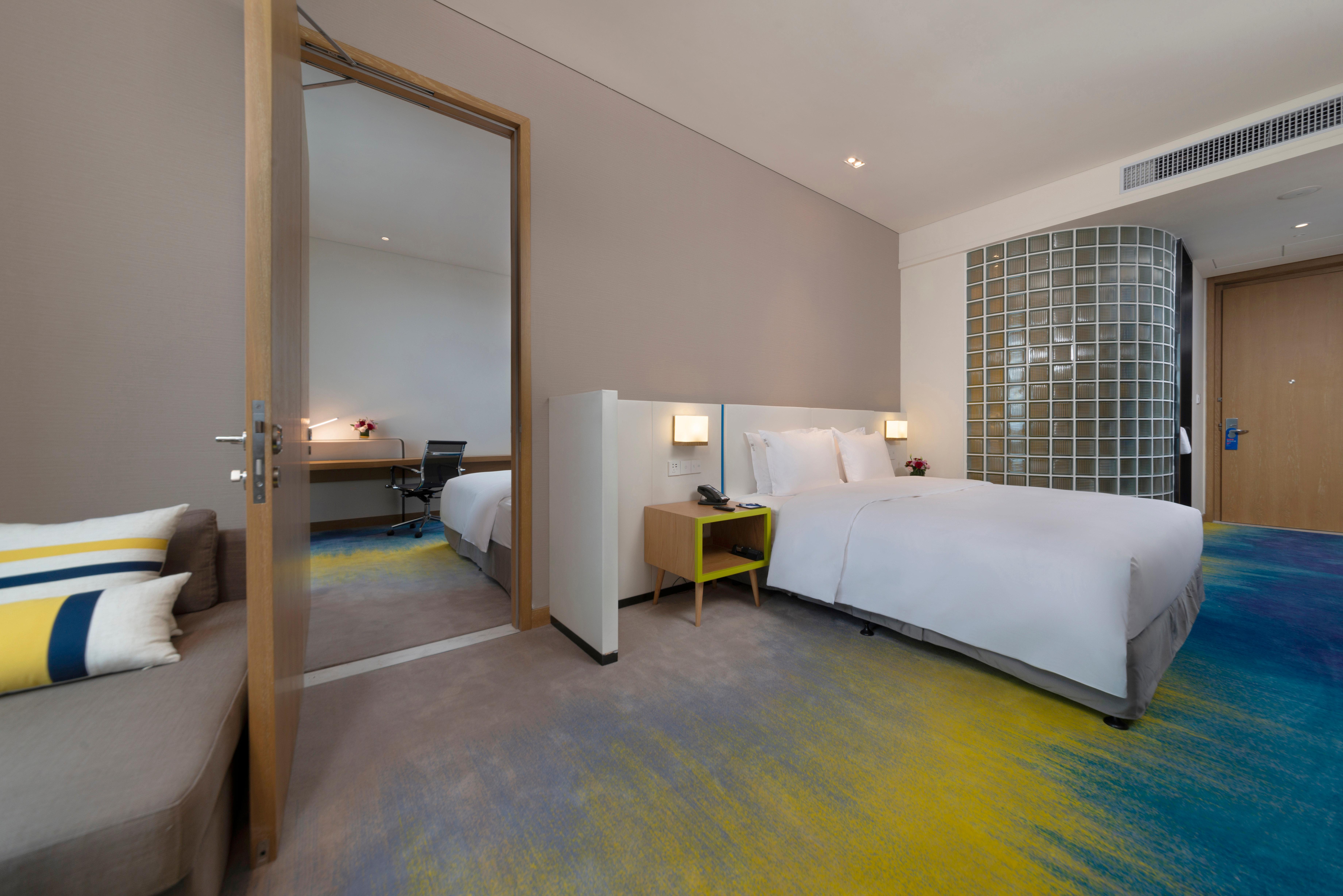 Holiday Inn Express Shenzhen Songgang, An Ihg Hotel Экстерьер фото