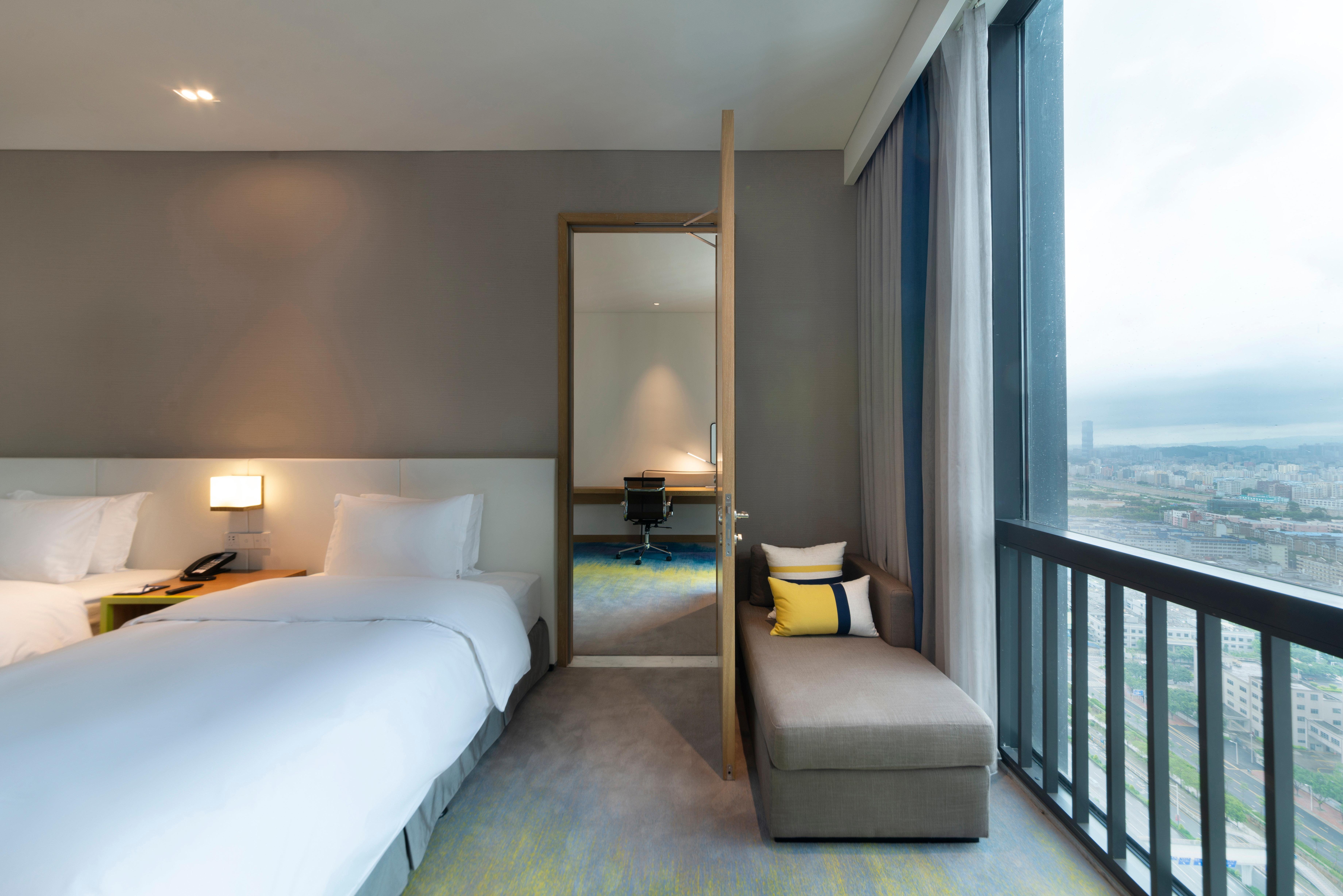 Holiday Inn Express Shenzhen Songgang, An Ihg Hotel Экстерьер фото